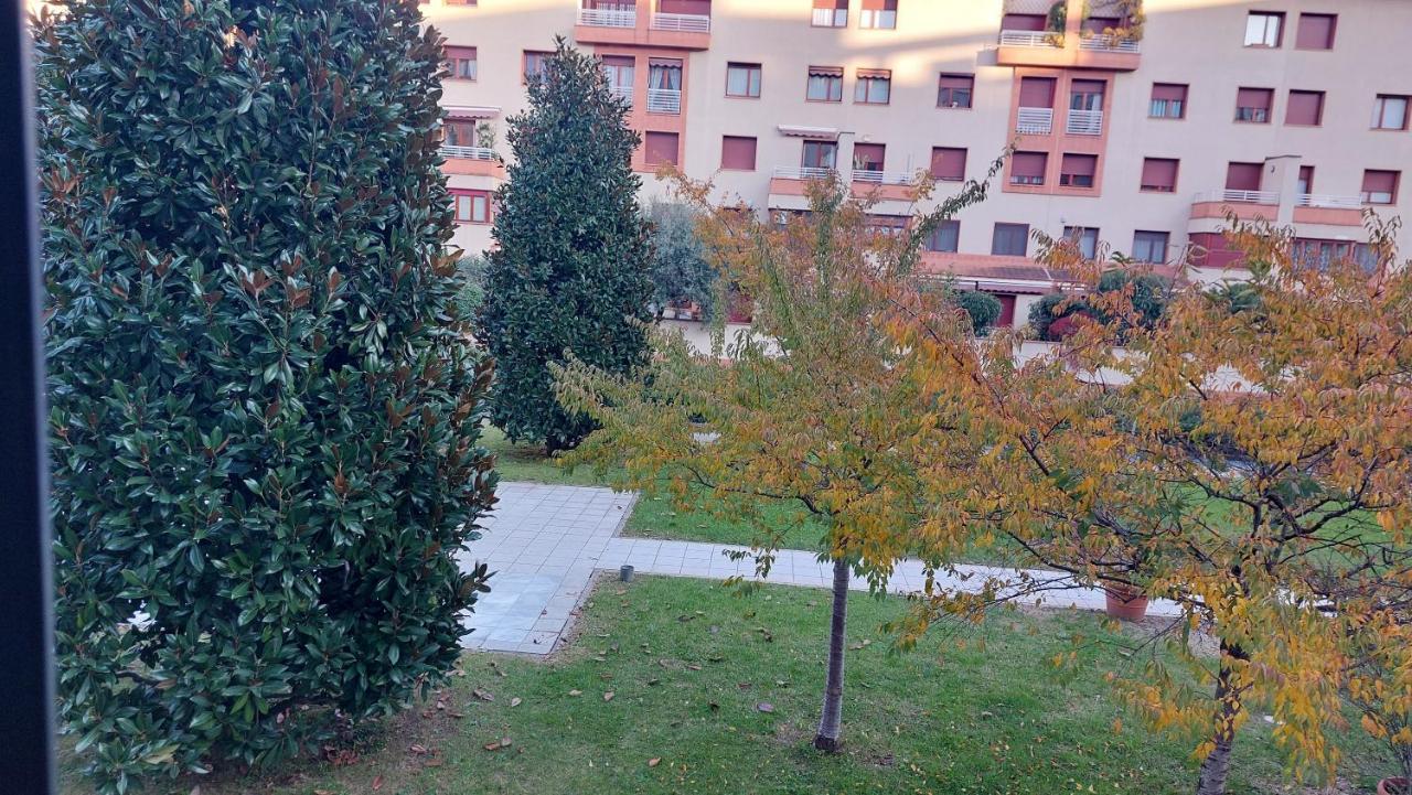 Il Girasole Lägenhet Milano Exteriör bild